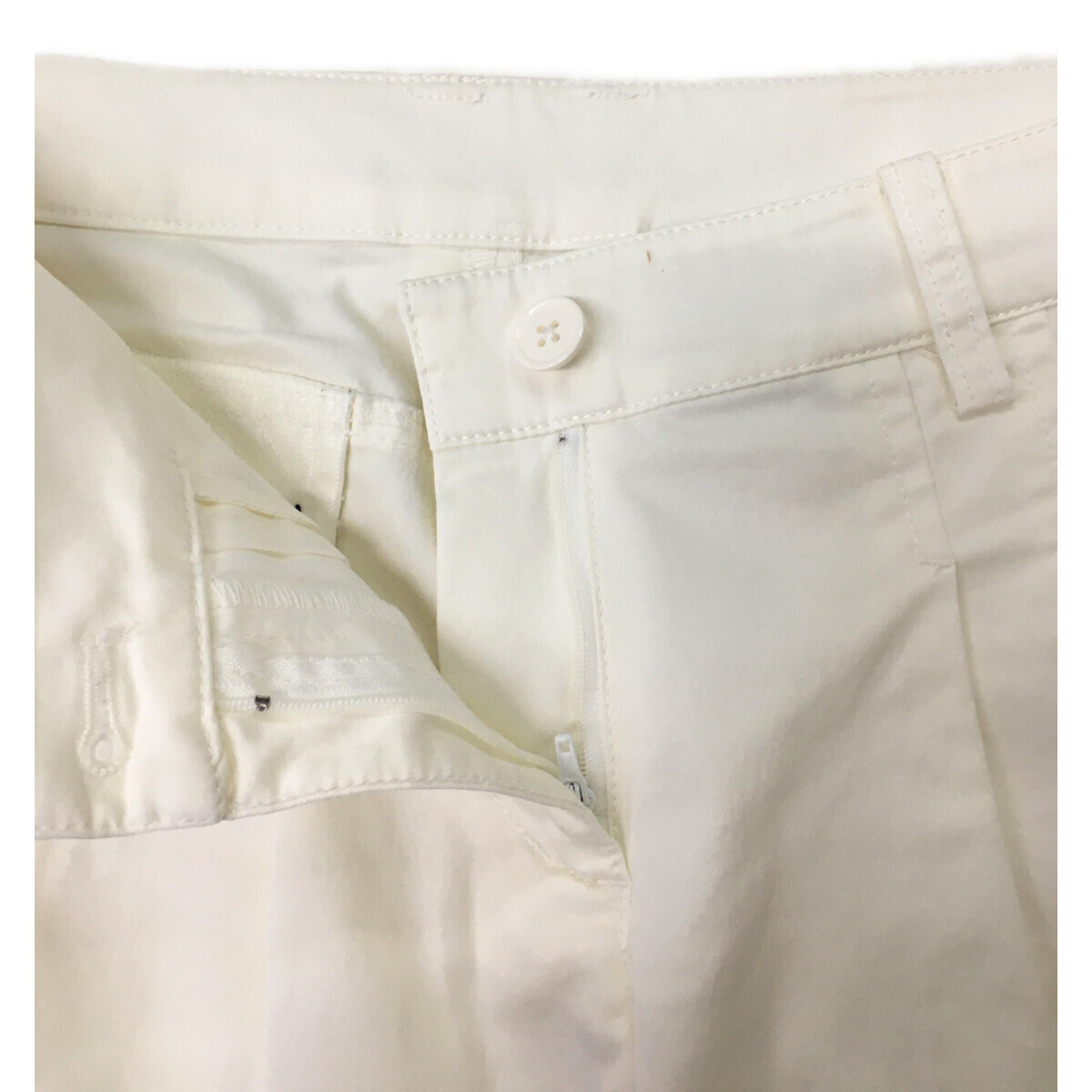 coco 中古 マンシングウェア レディース ショートパンツ 9號 白 ホワイト R.line ストレッチ レターパックプラス発送可 94128