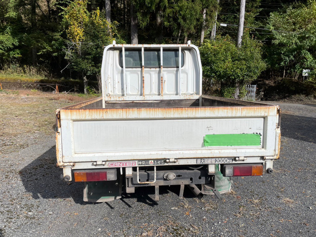 マニ割り中 整備多 4M51 5240cc 生エンジン 静岡 マニ割り中 整備多 4M51 5240cc 生エンジン 静岡