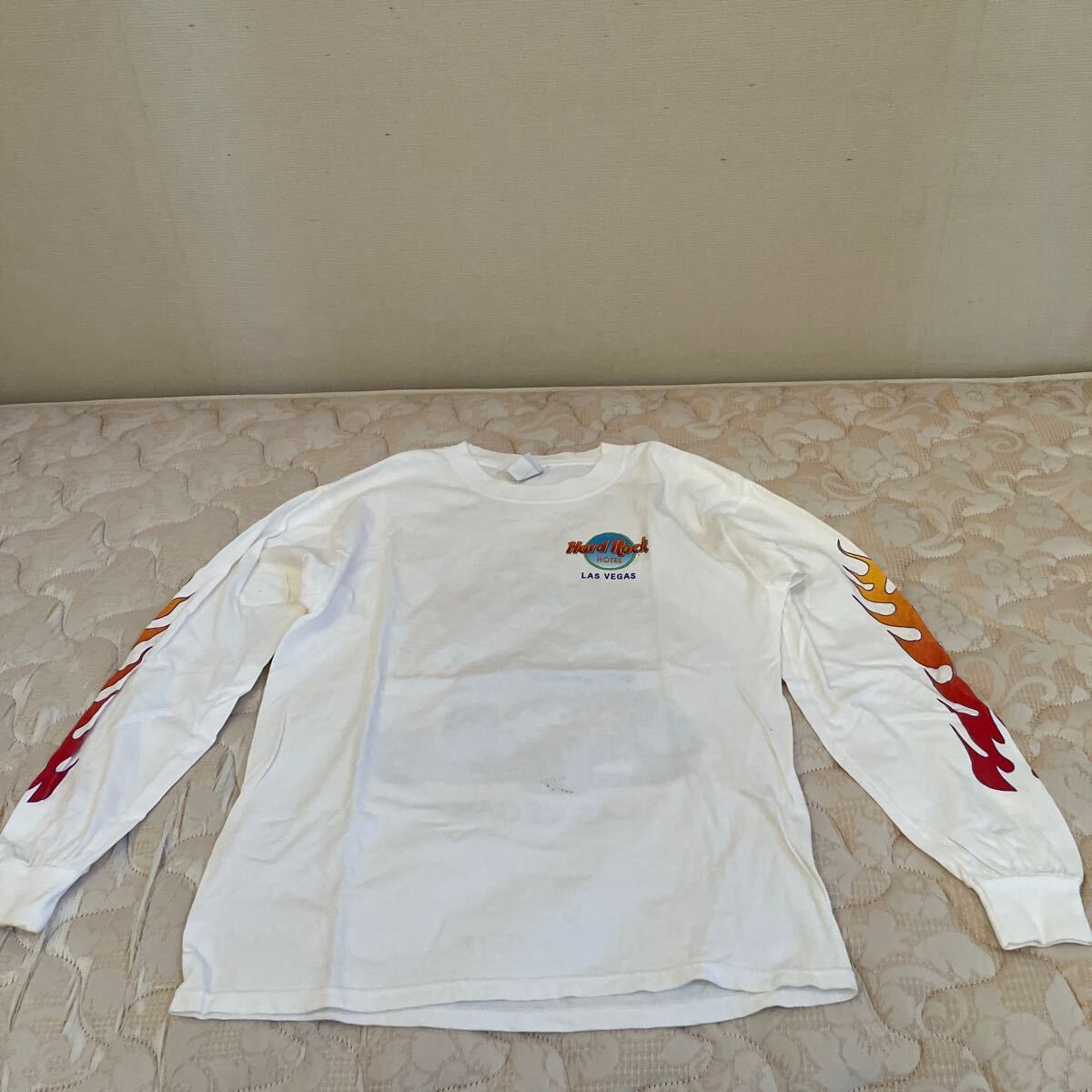 レア！Hard Rock HOTEL ラスベガス　 Tシャツ 白　メンズ M アメリカで購入　送料無料