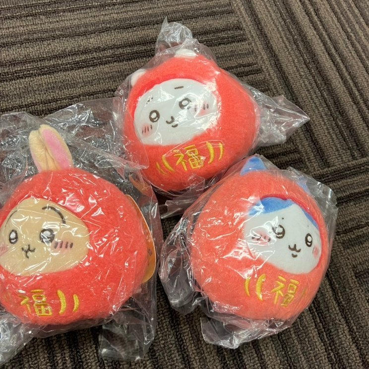 ちいかわ だるまになっちゃった うさぎハチワレころりん ちいかわ だるまになっちゃった うさぎハチワレころりん
