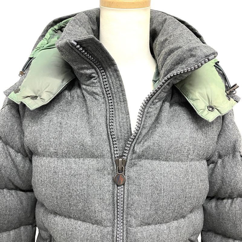 モンクレール MONCLER モンジュネーヴル ダウンジャケット B20914033805 グレー メンズ
