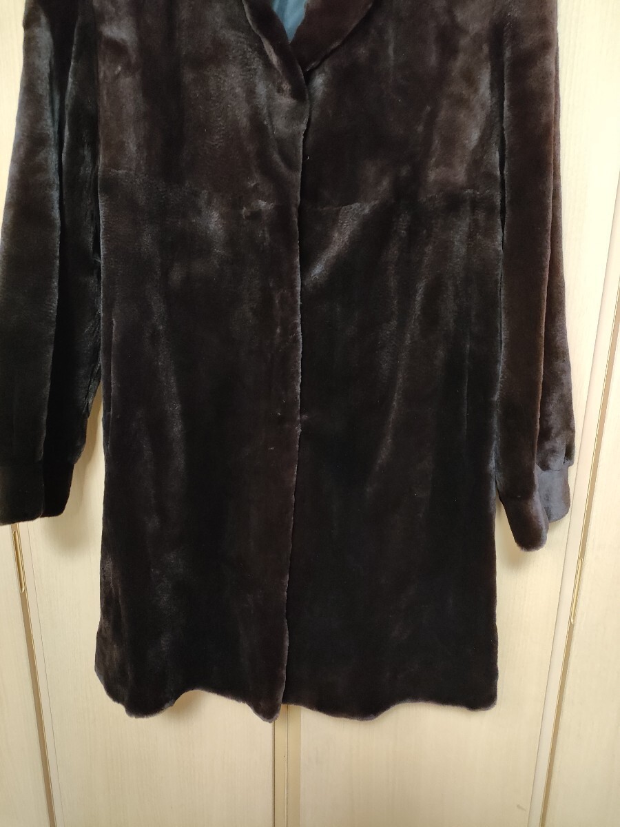 BALENCIAGA SAGA MINK 最高級シェアードミンク バレンシアガ 銀 BALENCIAGA SAGA MINK 最高級シェアードミンク バレンシアガ 銀