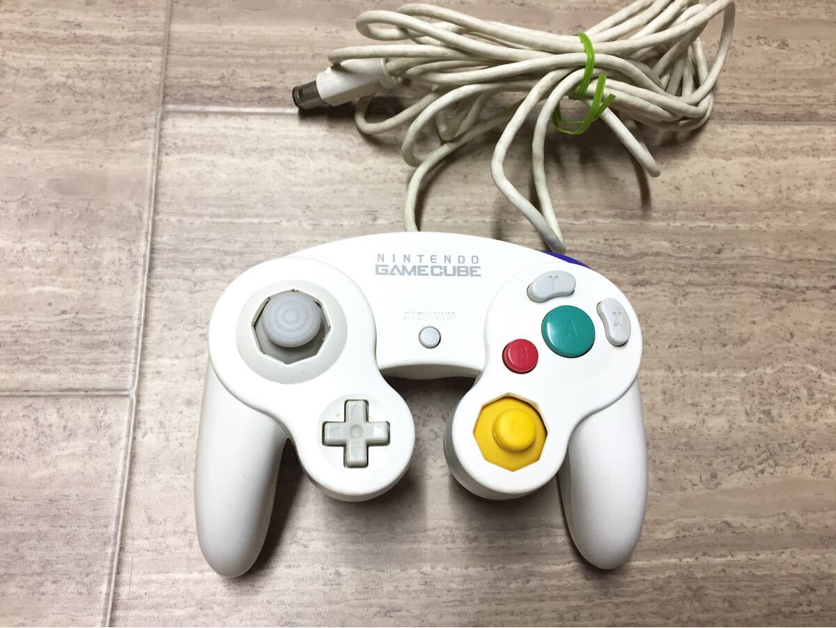 新品・未使用】ゲームキューブ コントローラ ホワイト 純正