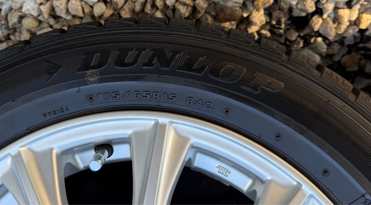 175/65R15 スタッドレスタイヤ　アルミホイール　4本セット　アクア　ヴィッツ　ヤリス　スイフトなど　S24121301