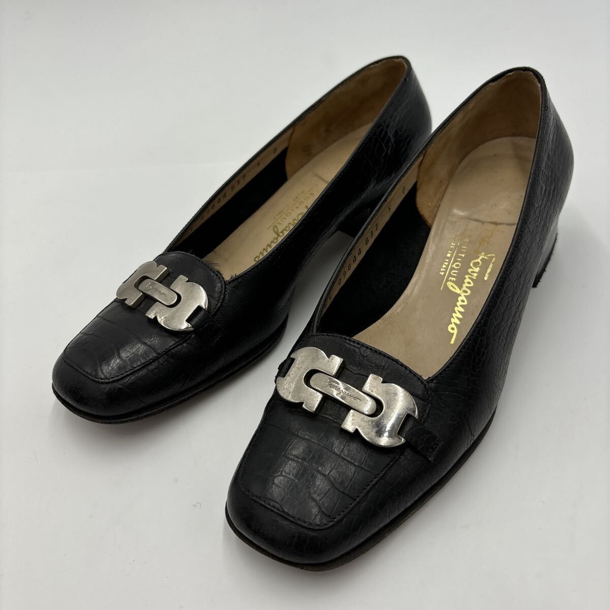 ＊ 良品 箱付き '高級(jí)婦人靴' Salvatore Ferragamo サルヴァトーレフェラガモ 本革 クロコ型押し ガンチーニ ヒール / パンプス 5D 22cm
