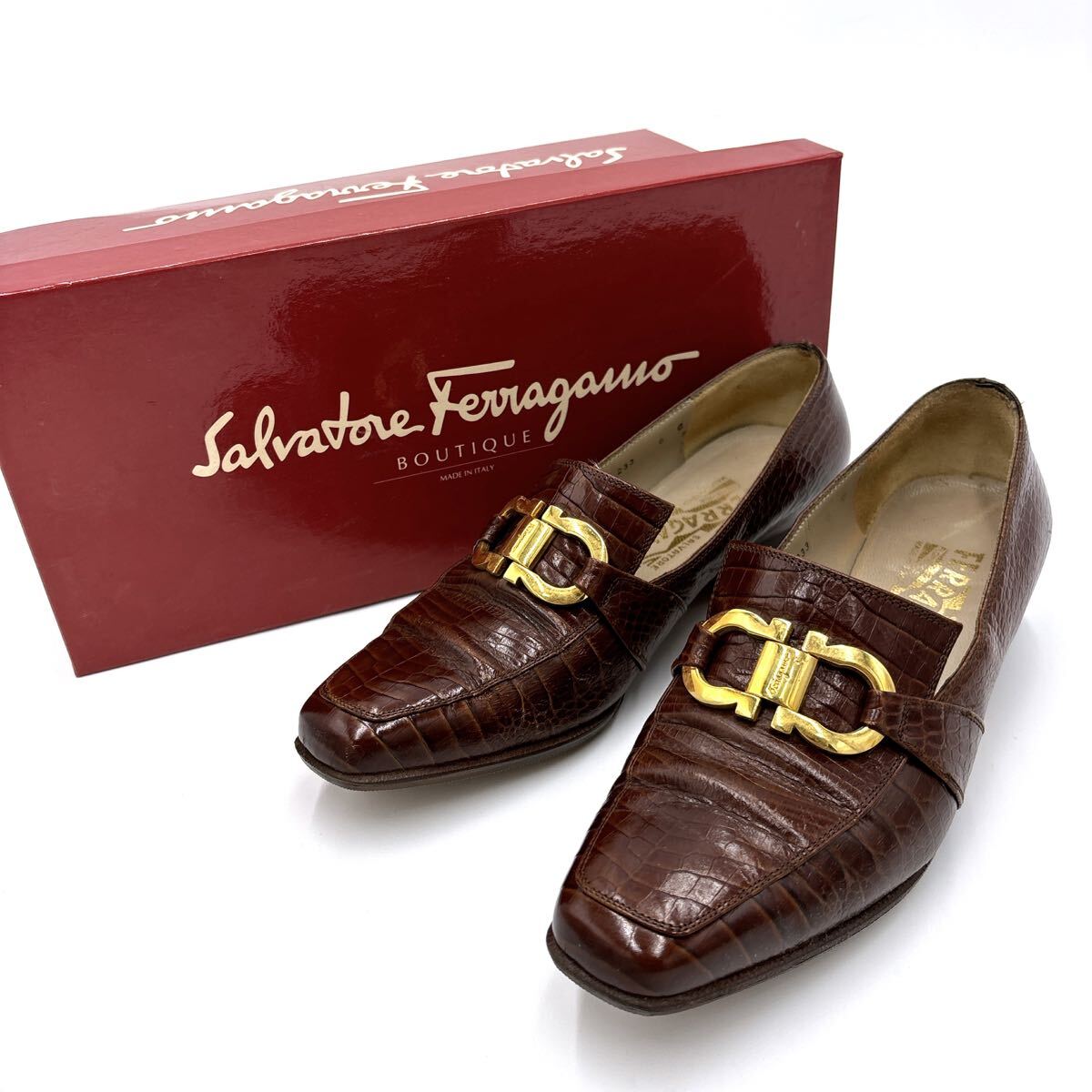 ＊ 美品 箱付き 伊制 '高級(jí)婦人靴' Salvatore Ferragamo サルヴァトーレフェラガモ 本革 クロコ型押し ガンチーニ ローファー 革靴 6D 23cm