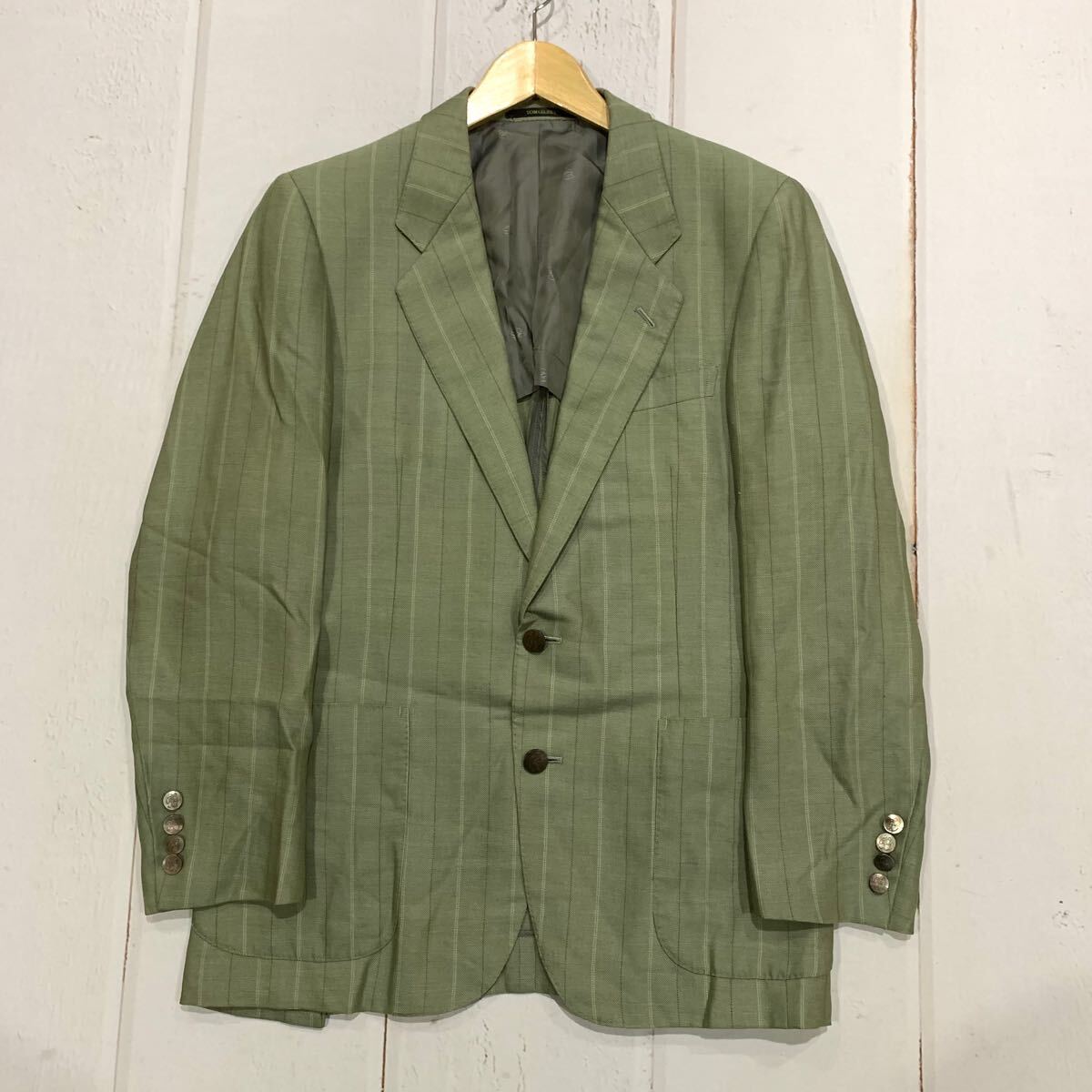 CC ▼ 人気モデル!! '洗練されたデザイン' TOM GILBEY LONDON ストライプ柄 リネン混 テーラードジャケット 2ボタン size:AB アウター