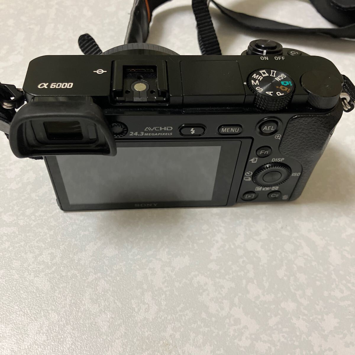 SONY ミラーレス一眼 α6000 ボディ ブラック ILCE-6000 B SONY ミラーレス一眼 α6000 ボディ ブラック ILCE-6000 B
