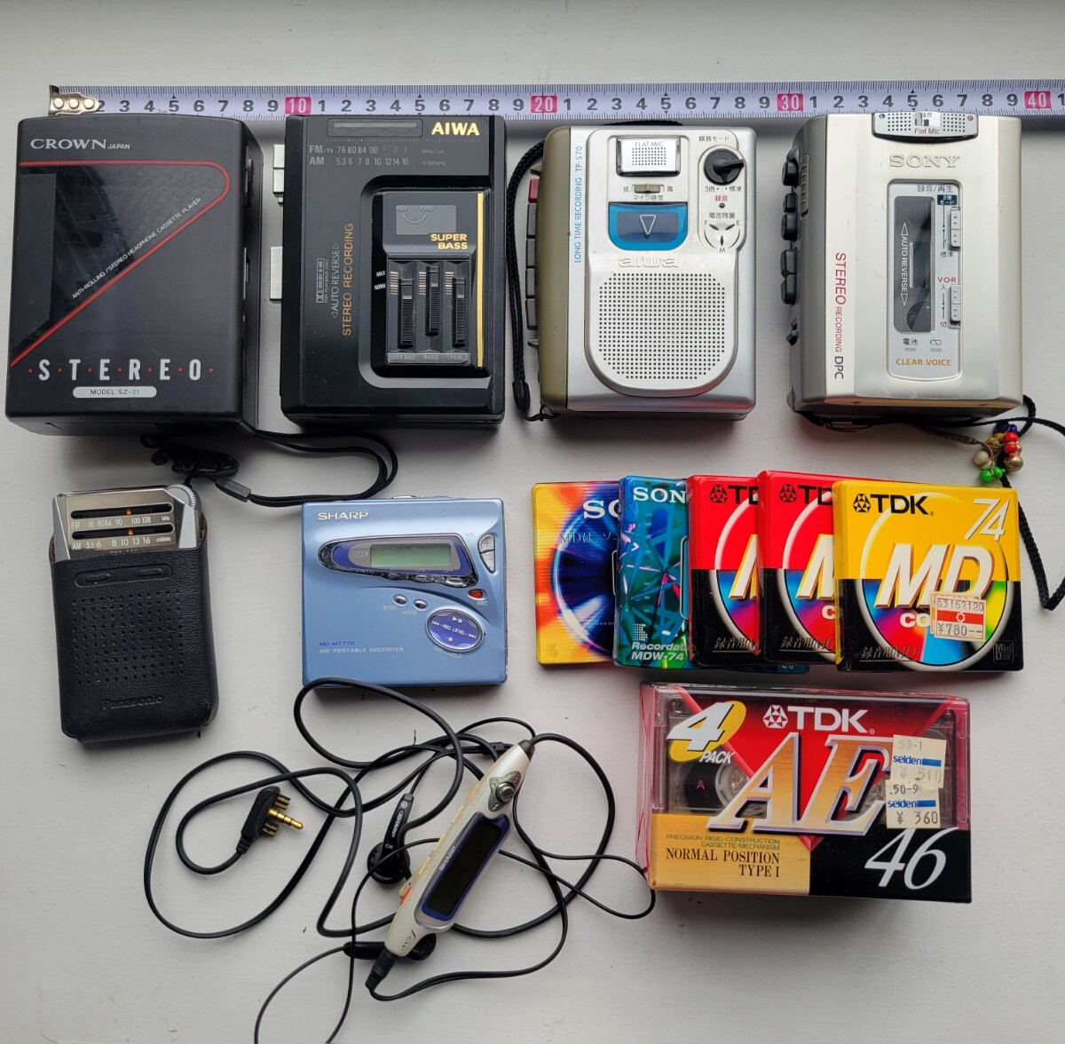 ☆小型ラジオ　30台　まとめて　ジャンク　SONY　AIWA　パナソニック など Yahoo!オークション -「ジャンク品 まとめて」(ラジオ) (オーディオ