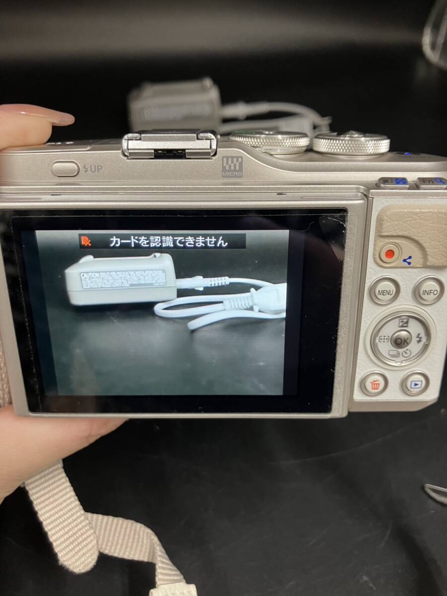 3268】 1円〜 OLYMPUS PEN オリンパスペン E-PL9 ホワイトミラー 3268】 1円〜 OLYMPUS PEN オリンパスペン E-PL9 ホワイトミラー