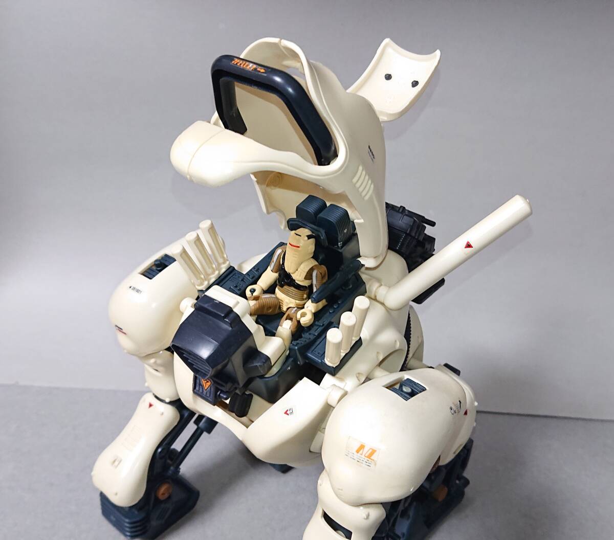 美品 旧ゾイド ゴーレム メカ生体版 昭和版 動作確認済 ジャンク 24ゾイド メカ生体ゾイド 旧ゾイド ゴーレム 組み立て済み 動作確認済み