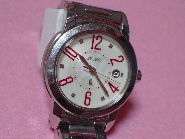 珍品　デザイン　SEIKO　ルキア　１０BAR　女性用腕時計　MADE　IN　JAPAN