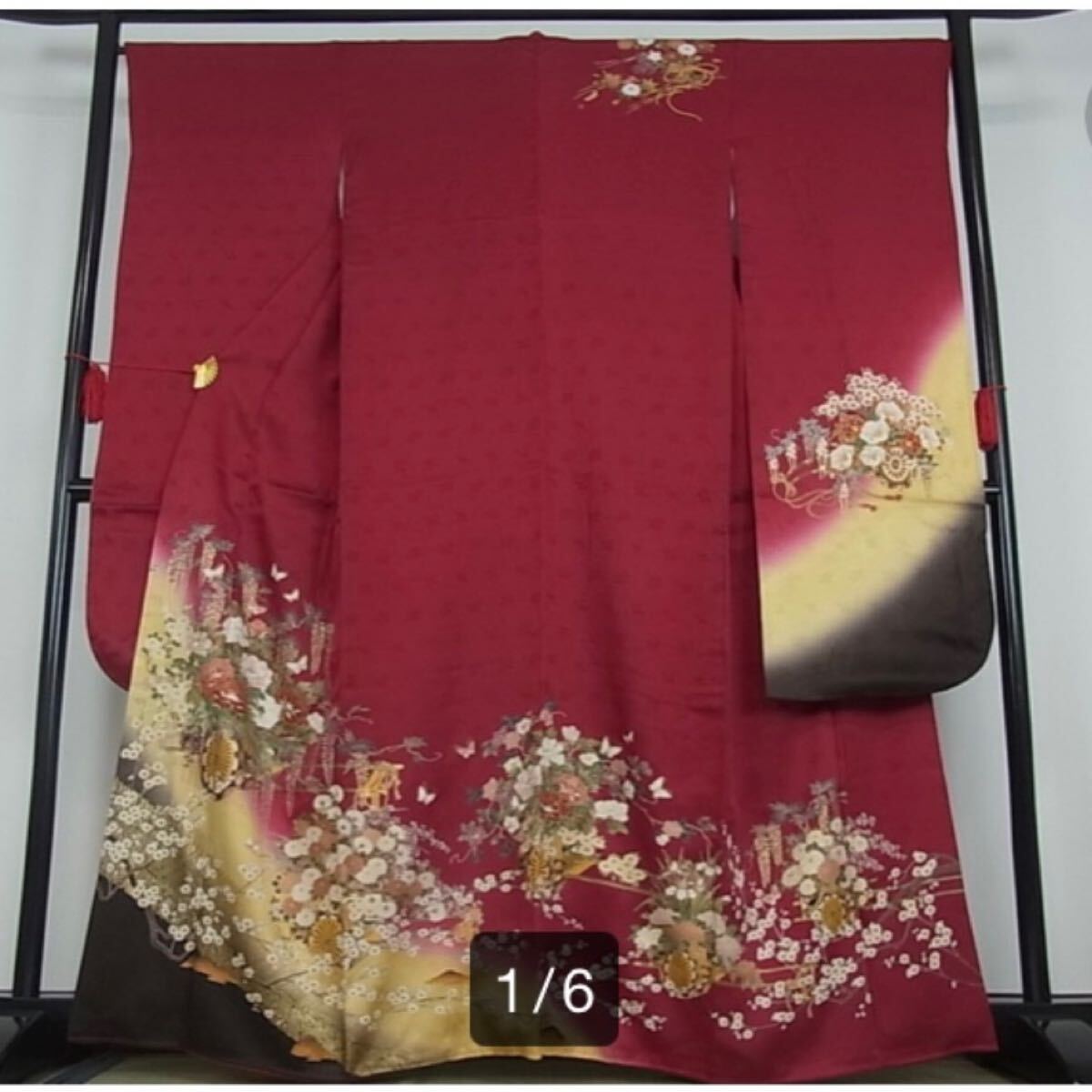  year end sale #100 jpy start # visit wear * long-sleeved kimono 6 put on set sale # kimono hand .. gold silver . embroidery Mai butterfly white ... dyeing gorgeous gold paint 2223-30