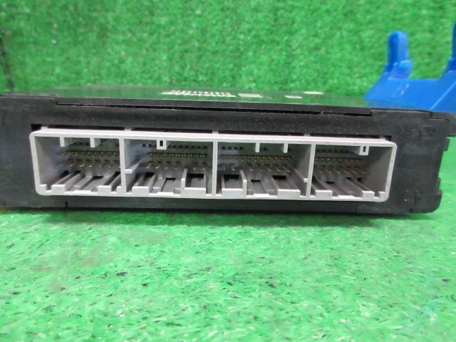 ムーヴ L175S エンジン コンピューター カスタムXリミテッド デンソー 112300-6252 240622
