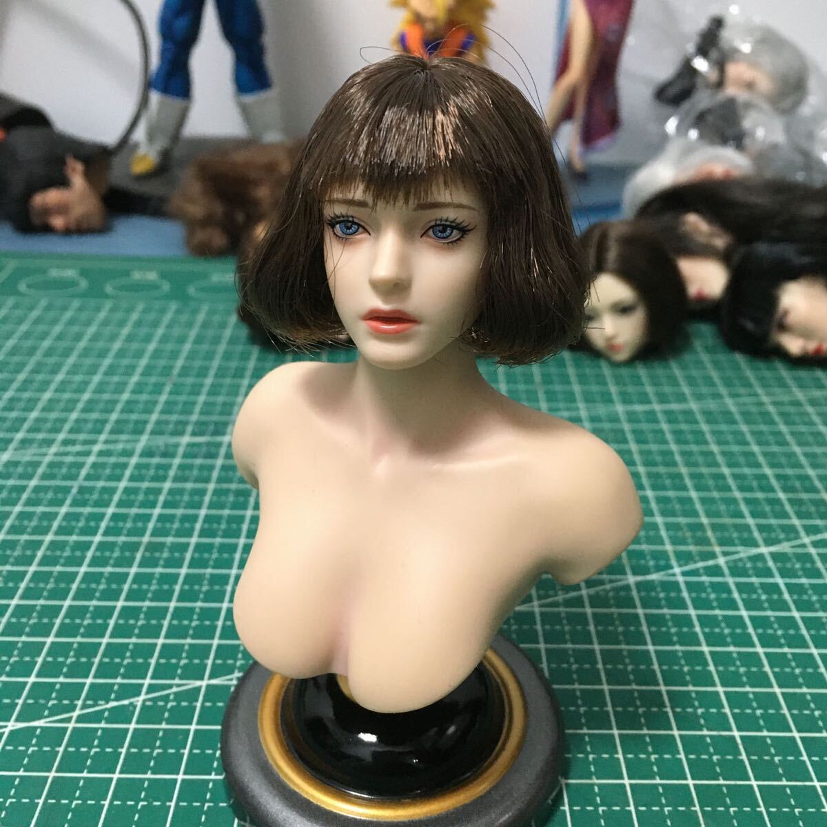 B42 1/6 フィギュア ヘッド　女性ヘッド　植毛タイプ 希少品 12インチドール 美少女 OB/TBLeague/Phicen/Jiaou doll素体対応 白肌