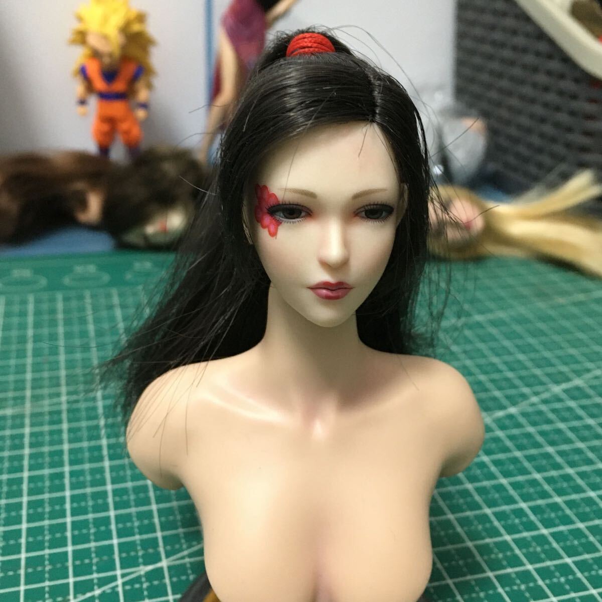 B69 1/6 フィギュア ヘッド　女性ヘッド　植毛タイプ 希少品 12インチドール 美少女 OB/TBLeague/Phicen/Jiaou doll素体対応 白肌