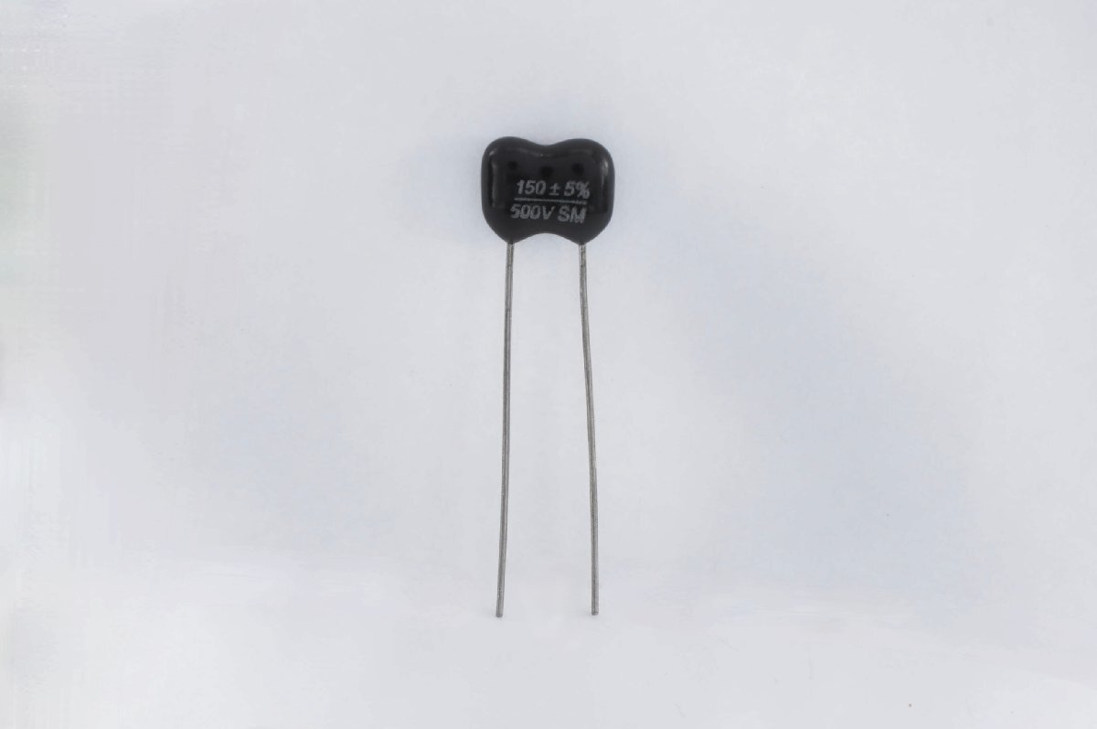 コンデンサ Capacitor - 500V, Silver Mica, ± 5%, 150 pF [送料170円から 同梱可]_画像1