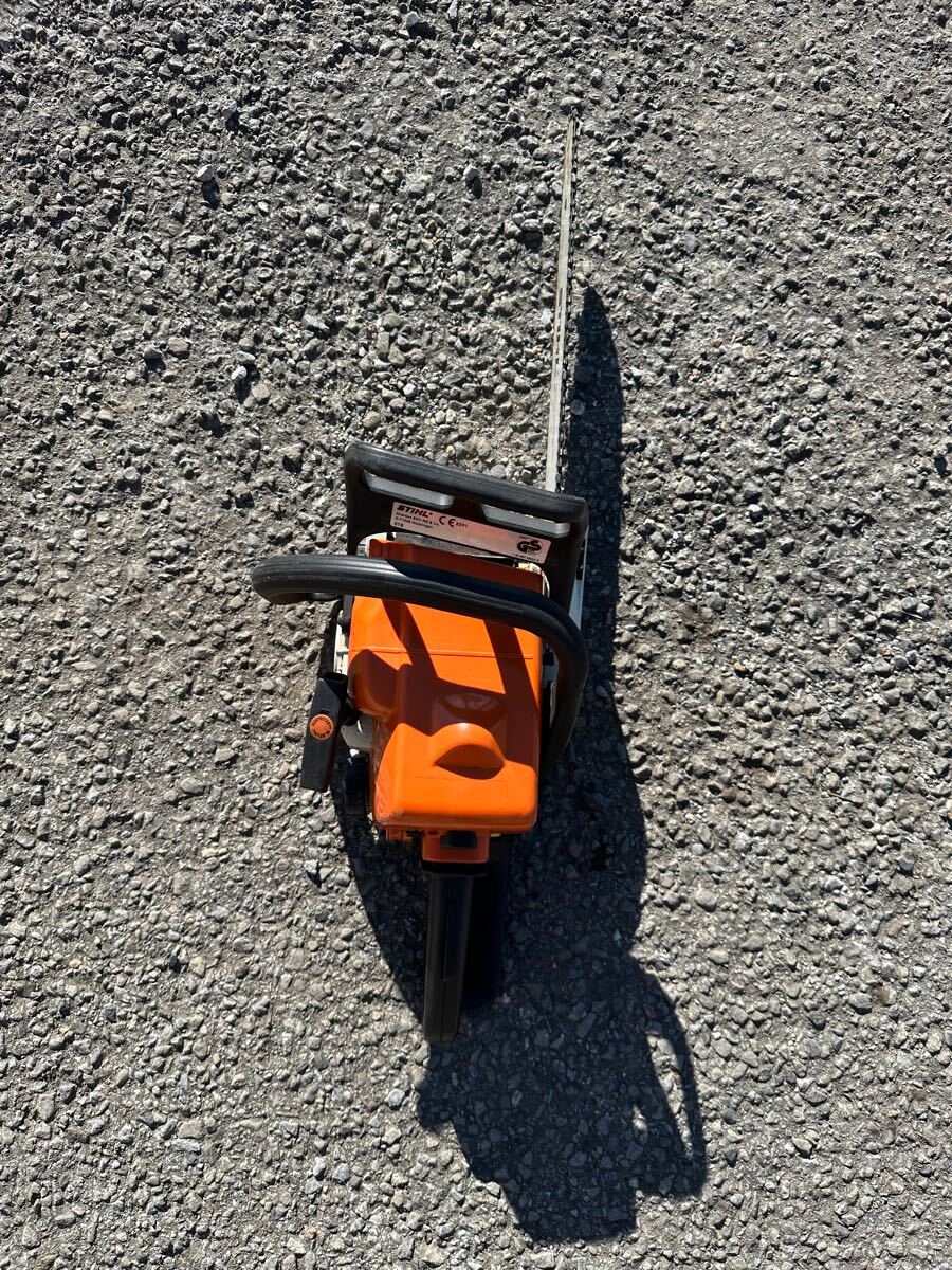 1000 〜 ☆エンジン始動☆作動中☆Stihl エンジンチェーンソー 1000 〜 ☆エンジン始動☆作動中☆Stihl エンジンチェーンソー