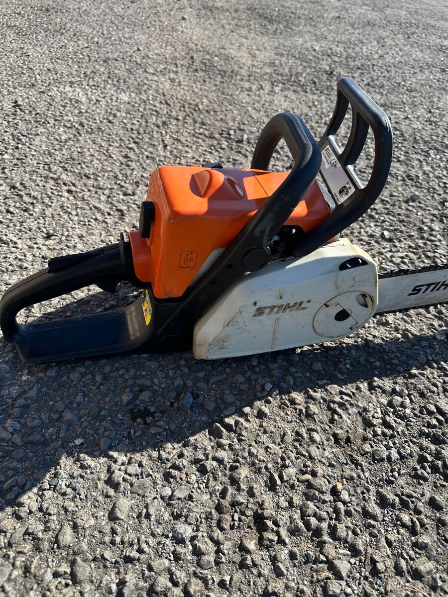 1000 〜 ☆エンジン始動☆作動中☆Stihl エンジンチェーンソー 1000 〜 ☆エンジン始動☆作動中☆Stihl エンジンチェーンソー