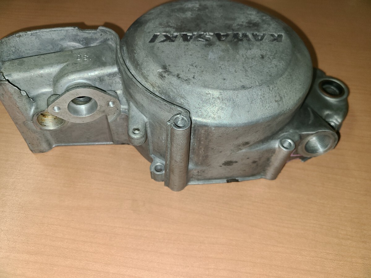 ジャンク品 500SS 純正クラッチカバー カワサキ H1 エンジンカバー クラック ヒビ 欠け_画像3