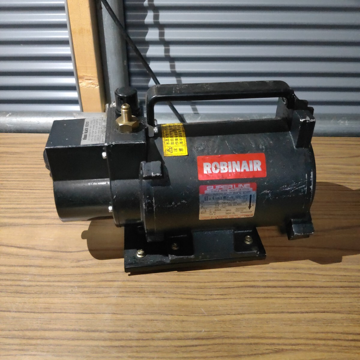 送料無料(2113)ロビネア真空ポンプ ROBBI BLACK 15010