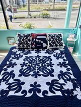 ＜正規(guī)品＞タペストリー ホヌ153×153ネイビーブルーハワイアンキルト