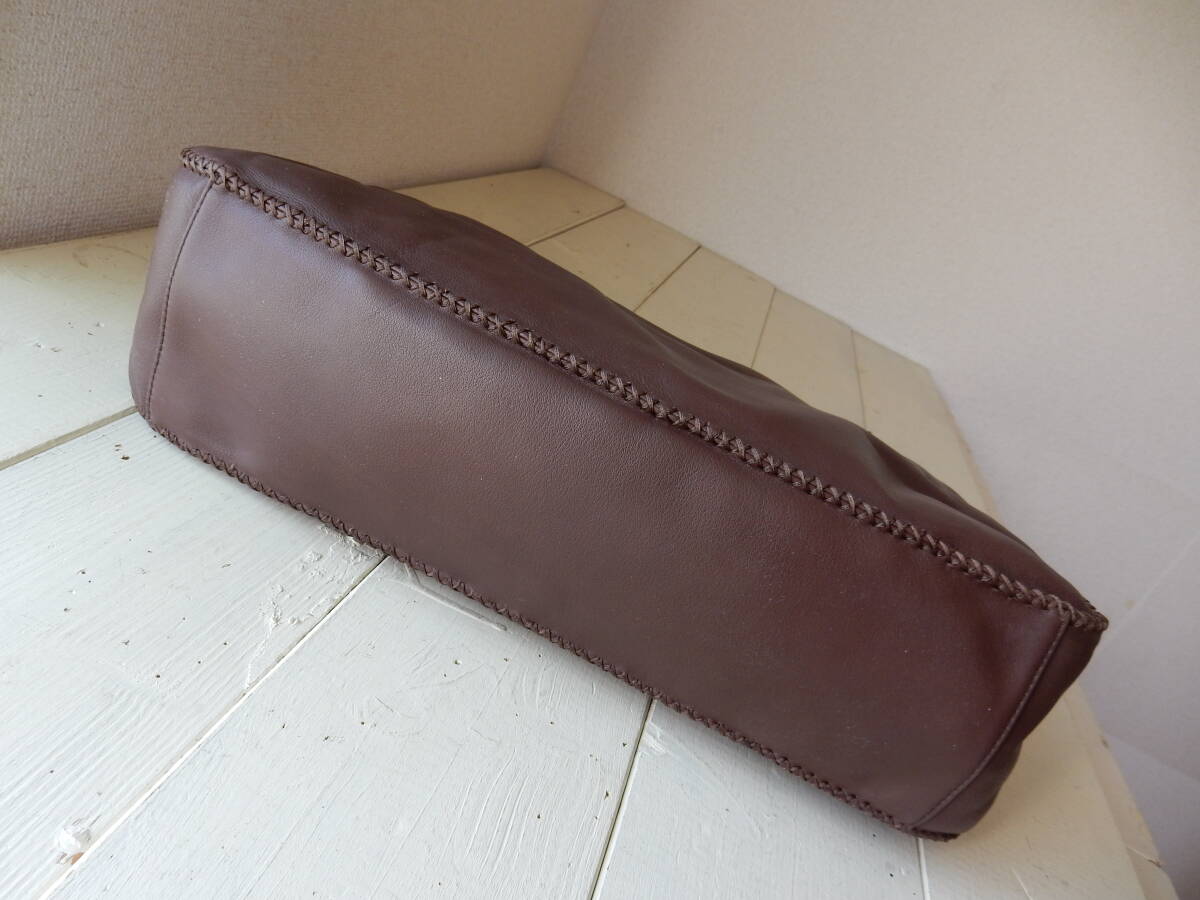 本革☆ビッグサイズ☆SAZABY(サザビー)☆大判B4対応☆レザーハンドバッグ ブラウン(金具ブロンズ)_画像4