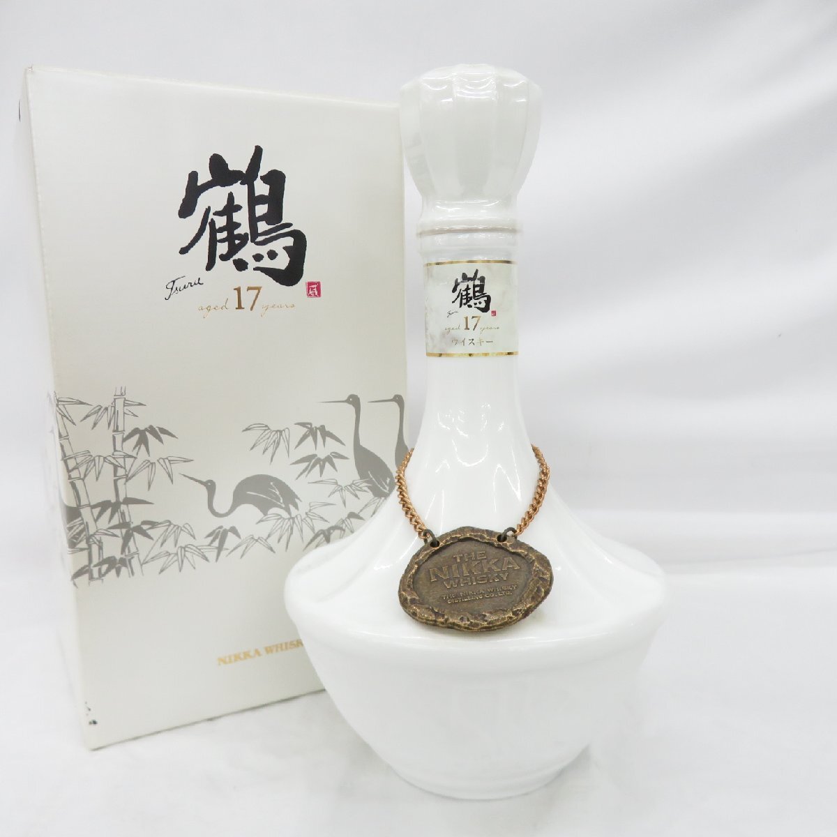 未開栓】NIKKA ザ・ニッカ 鶴 17年 陶器ボトル ウイスキー 700ml 43% 1442g 箱付 11747275 1227(日本)|売買されたオークション情報、Yahoo!オークション(旧ヤフオク!) の商品情報をアーカイブ公開 - オークファン(aucfan.com) 未開栓】NIKKA ザ・ニッカ 鶴 17年 陶器ボトル ウイスキー 700ml 43% 1442g 箱付 11747275 1227(日本)|売買されたオークション情報、Yahoo!オークション(旧ヤフオク!) の商品情報をアーカイブ公開 - オークファン(aucfan.com)