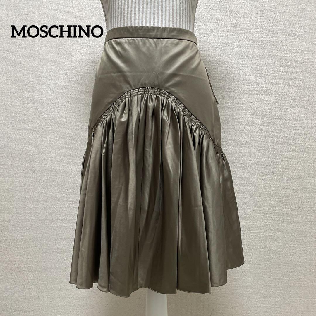 新品タグ付き　モスキーノ　MOSCHINO フレアースカート 光沢　カーキ　エレガント ひざ丈スカート　サイズ40
