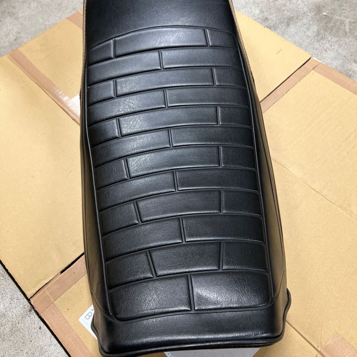 cbx400f ジュリアーリ シート 当時物 旧車 HONDA cbx550f(社外品 cbx400f ジュリアーリ シート 当時物 旧車 HONDA cbx550f(社外品