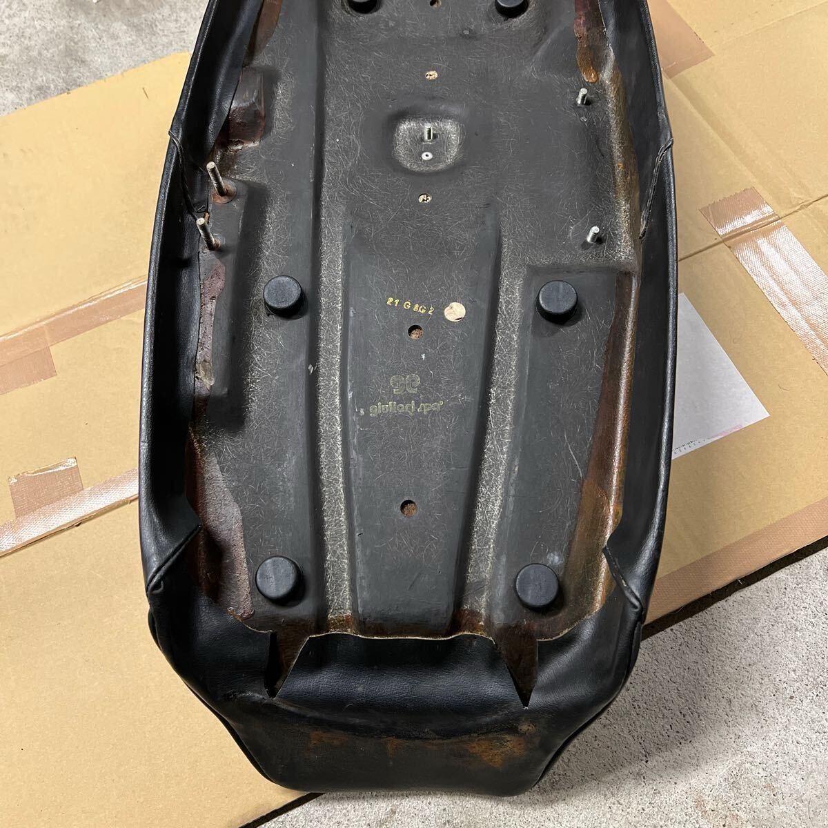 cbx400f ジュリアーリ シート 当時物 旧車 HONDA cbx550f(社外品 cbx400f ジュリアーリ シート 当時物 旧車 HONDA cbx550f(社外品