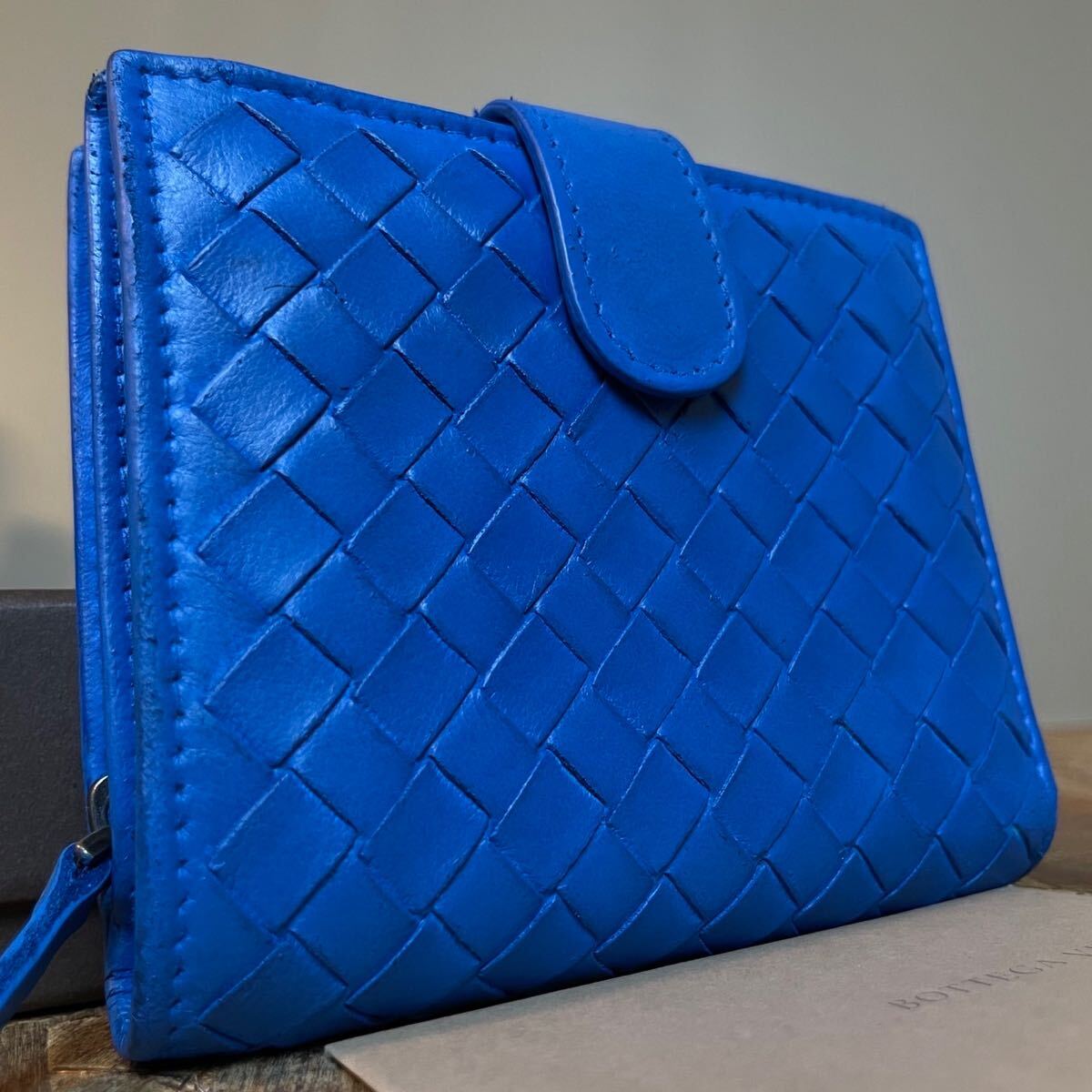 一円【美品！希少】 BOTTEGA VENETA ボッテガヴェネタ イントレチャート ロングウォレット　財布　男女　ブルー　付属品有り