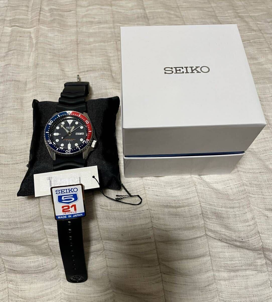 新品】2024年6月購入 セイコー SEIKO SKX009J ネイビーボーイ 新品】2024年6月購入 セイコー SEIKO SKX009J ネイビーボーイ