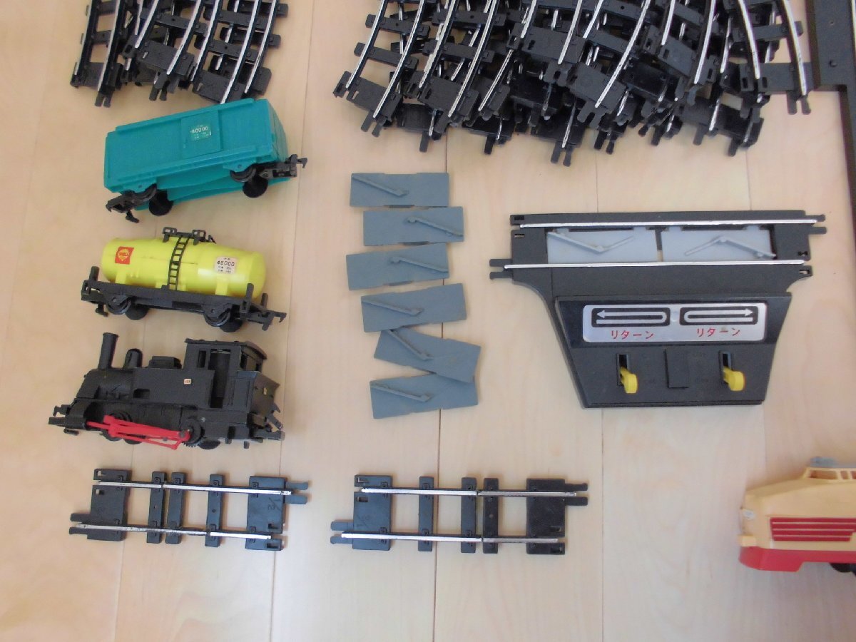 【冬バーゲン★特別送料無料!】 TOMY トミー スーパーレール 特急つばめ クラウス号 蒸気機関車 セット