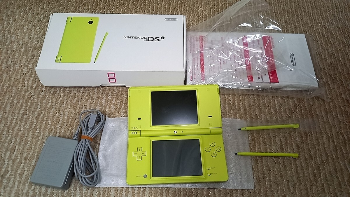 良品】 ニンテンドー DSi ライムグリーン Nintendo 任天堂