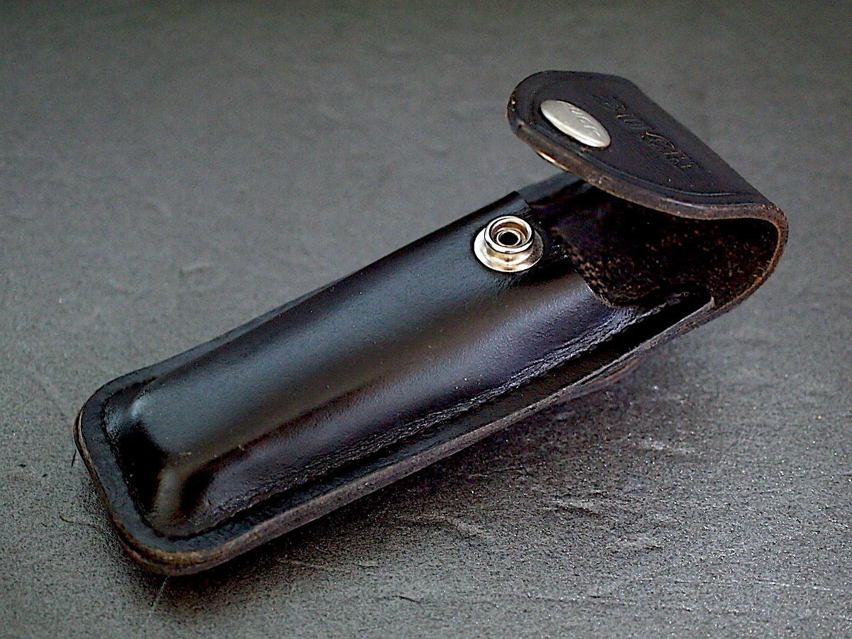 激レア 1969年製 BUCK 110用 ハイポイント刻印シース カシメ金具 激レア 1969年製 BUCK 110用 ハイポイント刻印シース カシメ金具