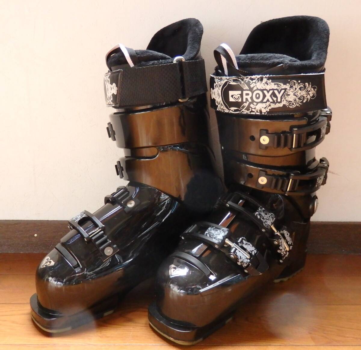 SALOMON,ROXY　板151ｃｍ、ブーツ約25.0～26.0ｃｍ
