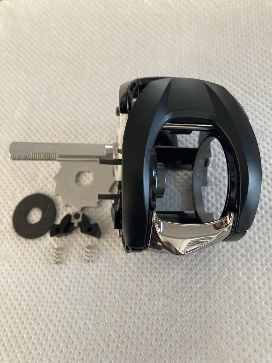 ダイワ DAIWA 22 ジリオン TW HD 1000XHL 純正 メインフレーム ＋ 内部パーツセット (左ハンドル用) 新品取外し 実釣未使用 ZILLION