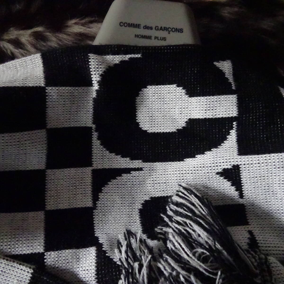  postage included CDG knitted stole Logo muffler / acrylic fiber /WHT/ total pattern / men's /COMME des GARCONS Comme des Garcons BB-K401