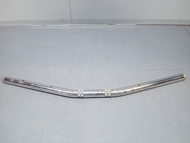 τ241210-67 車種不明 ハンドル バーハン 曲り有 傷有 長さ約62センチ 径φ22.2_画像1
