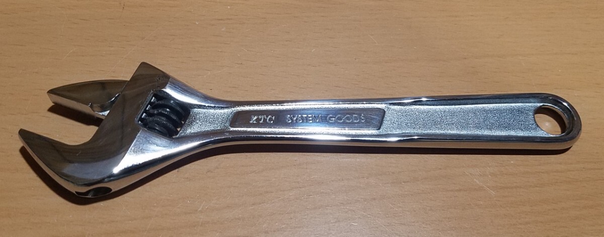 152-2 KTC MIRROR TOOL 200mm モンキーレンチ 未使用品 一部難 152-2 KTC MIRROR TOOL 200mm モンキーレンチ 未使用品 一部難