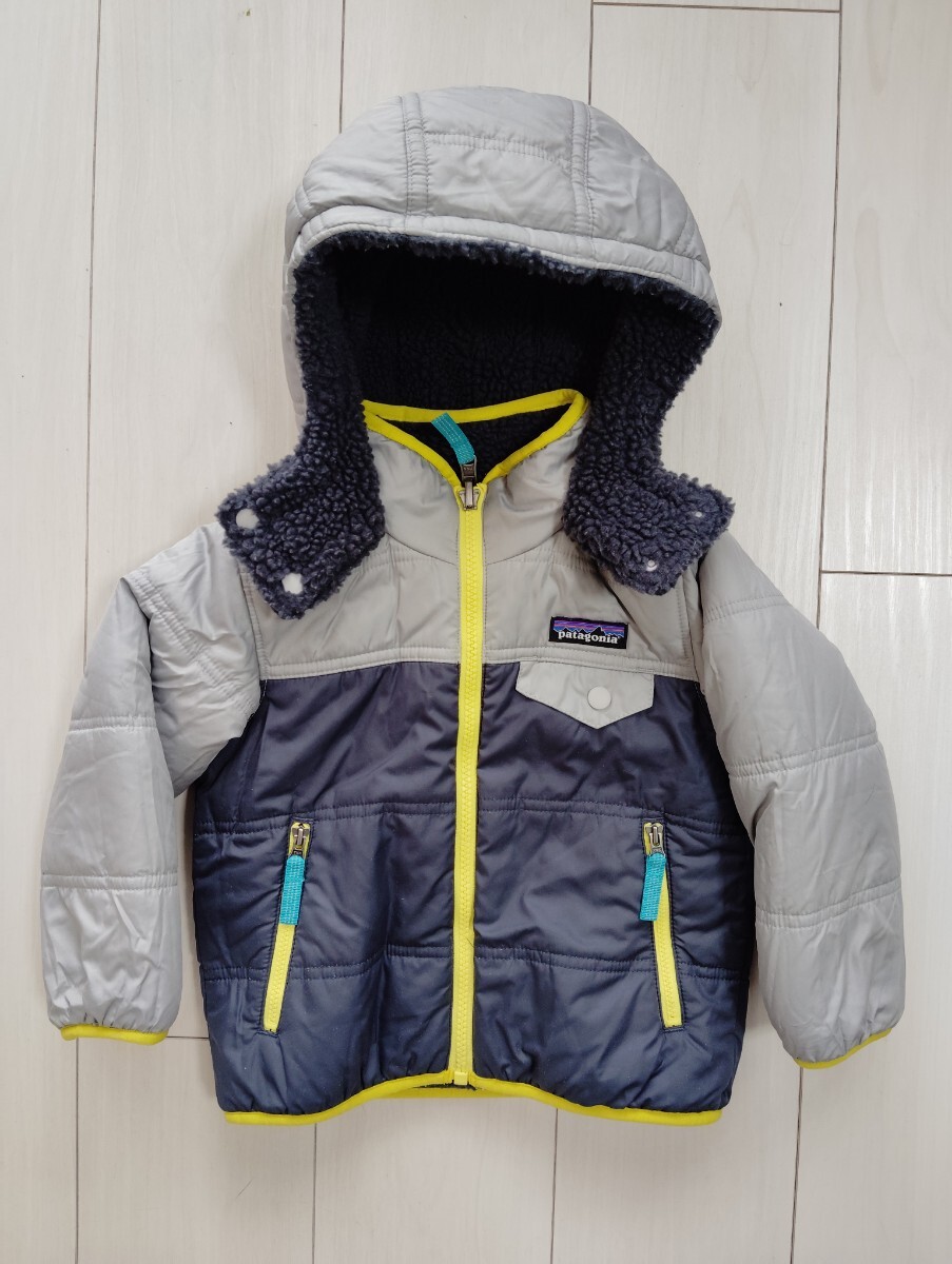 Patagoniaのリバーシブルジャンパー　2T　80位　ベビー☆ パタゴニア