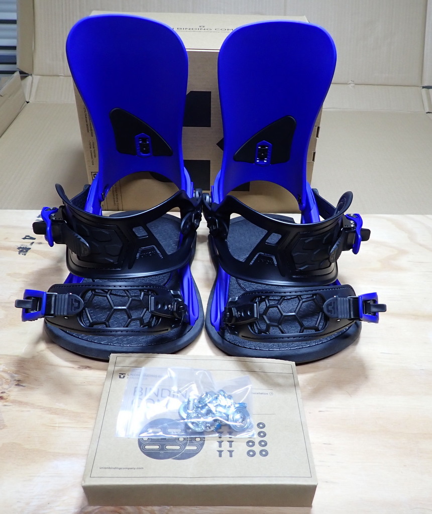 Yahoo!オークション - UNION 24 STRATA 青 Mサイズ 美品即決 Yahoo!オークション - UNION 24 STRATA 青 Mサイズ 美品即決