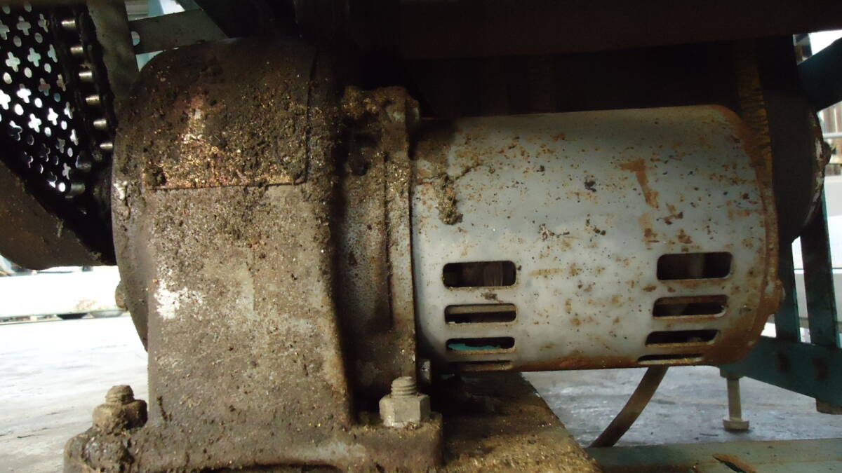 油谷 №3107 長6500㎜ 幅395㎜ 35秒 ベルトコンベア 三相200V 平 油谷 №3107 長6500㎜ 幅395㎜ 35秒 ベルトコンベア 三相200V 平