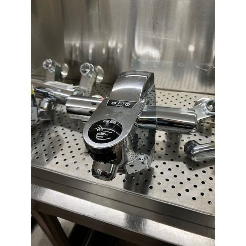 壁付きけサーモスタット混合水栓 ミナミサワ SS1-HMAS 業務用 中古/送料無料