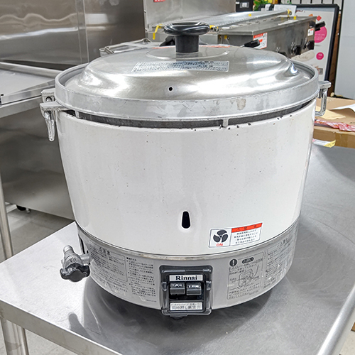 ガス炊飯器 3.3升 リンナイ(Rinnai) RR-30S1 都市ガス 業務用 中古/送料別途見積