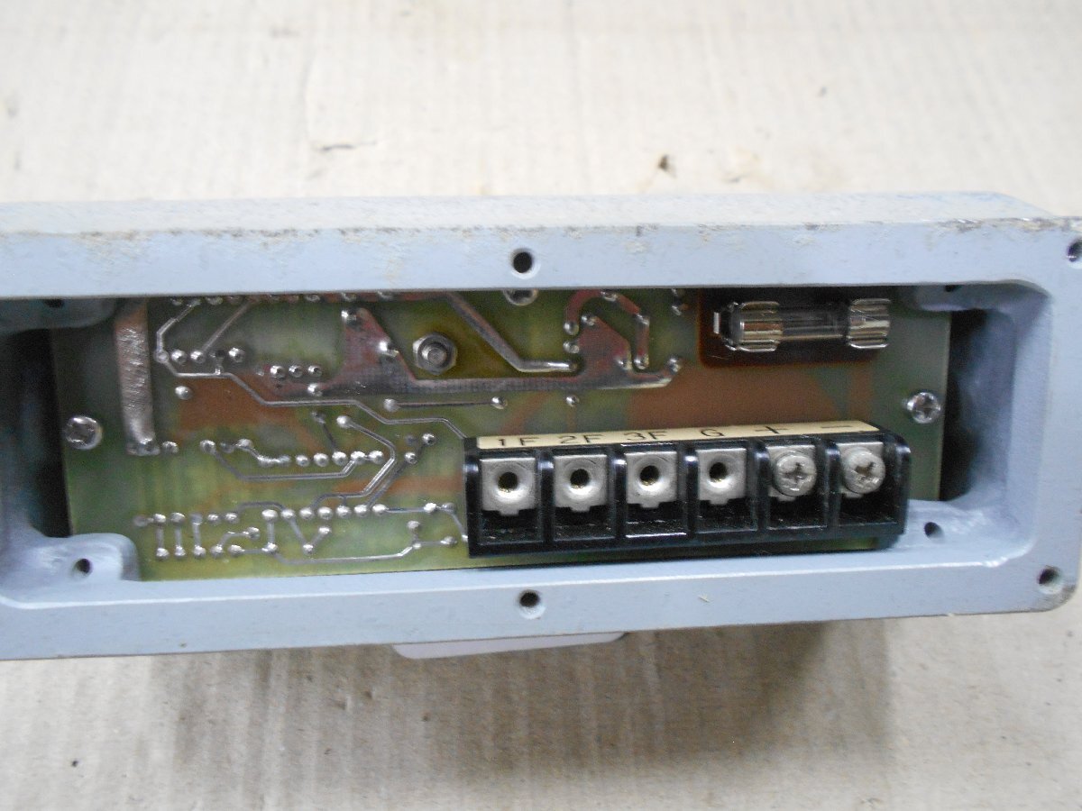 25-954 マロール㈱ MAROL オートパイロット用 舵角指示器 FR-1 25-954 マロール㈱ MAROL オートパイロット用 舵角指示器 FR-1