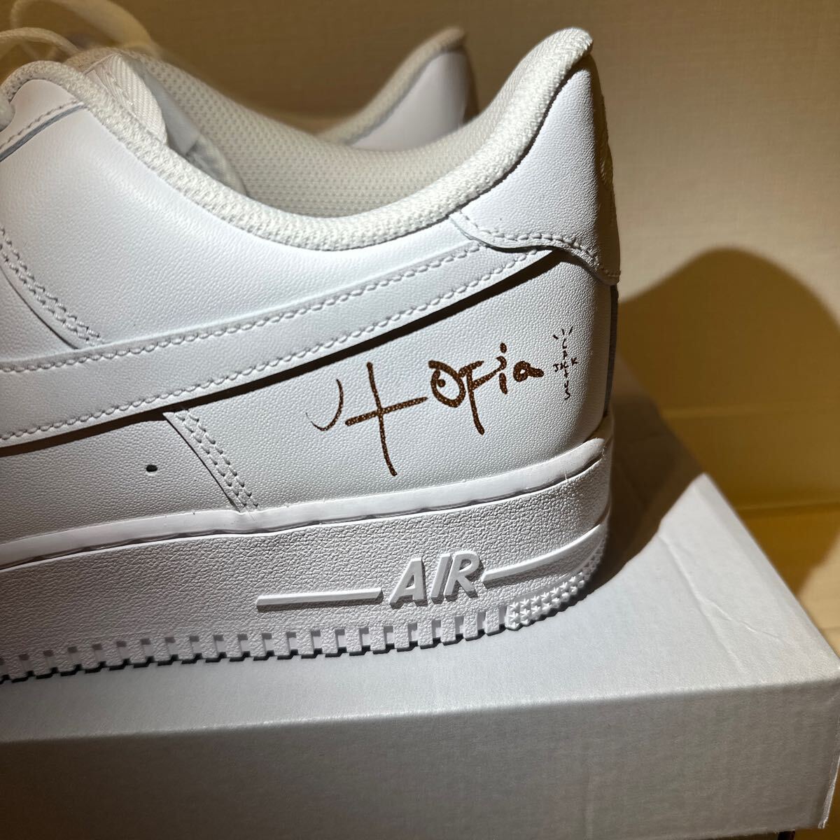 NIKE ナイキ AIR FORCE1 エアフォース1 スニーカー travis scott NIKE ナイキ AIR FORCE1 エアフォース1 スニーカー travis scott