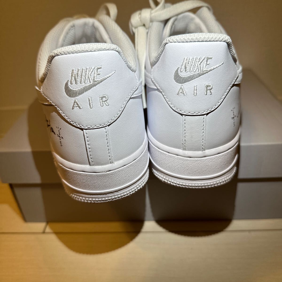 NIKE ナイキ AIR FORCE1 エアフォース1 スニーカー travis scott NIKE ナイキ AIR FORCE1 エアフォース1 スニーカー travis scott