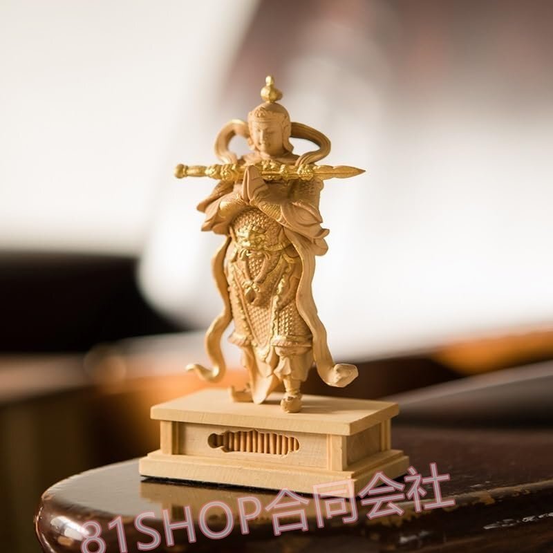 木製・円空仏立像。高さ／15cm。【材質・イチイの木／木彫り　縁起物】。 イチイの木を彫って作った、綺麗に仕上げすぎない仏像「木端仏